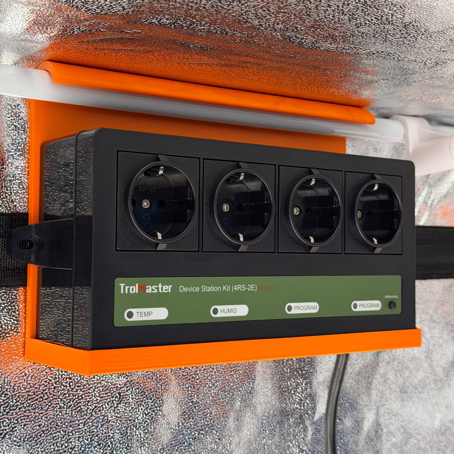 Mount for TrolMaster Device Station 4RS-2